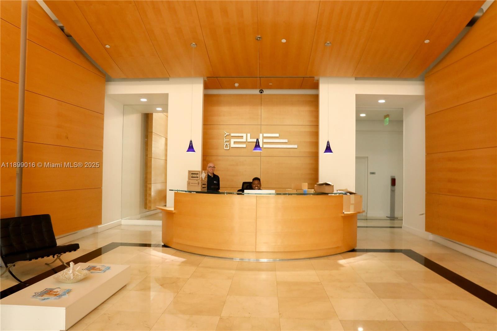 CITY 24 CONDO - Residential