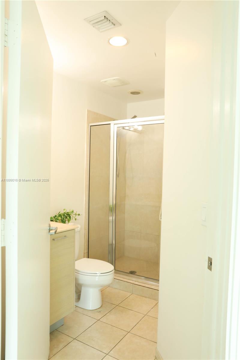 CITY 24 CONDO - Residential