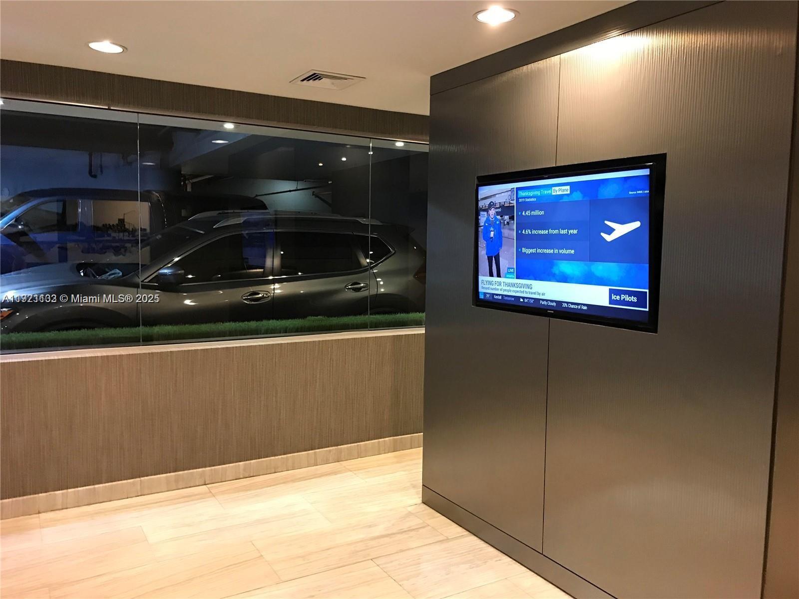 150 SE 2nd Ave 510&511