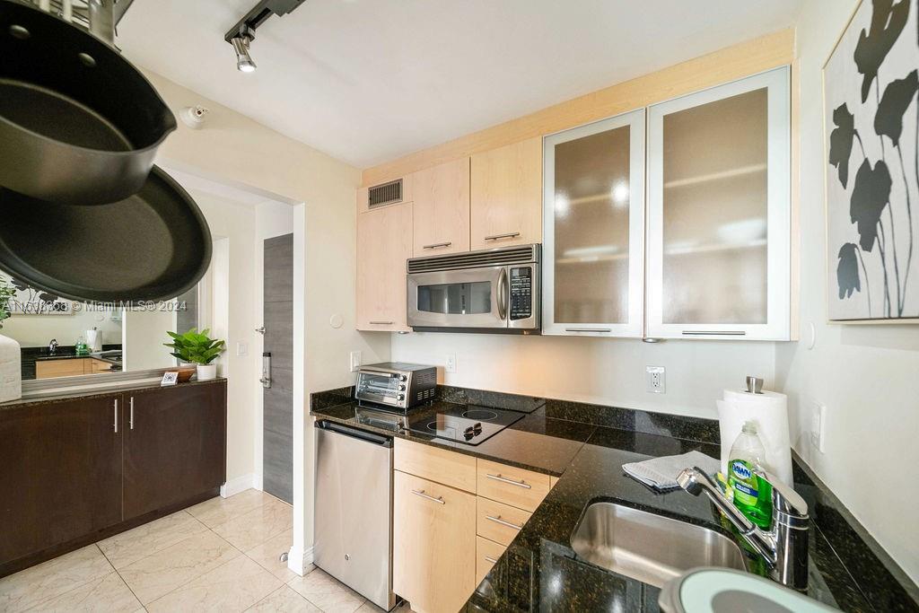 GALLERY ONE CONDO - Residential