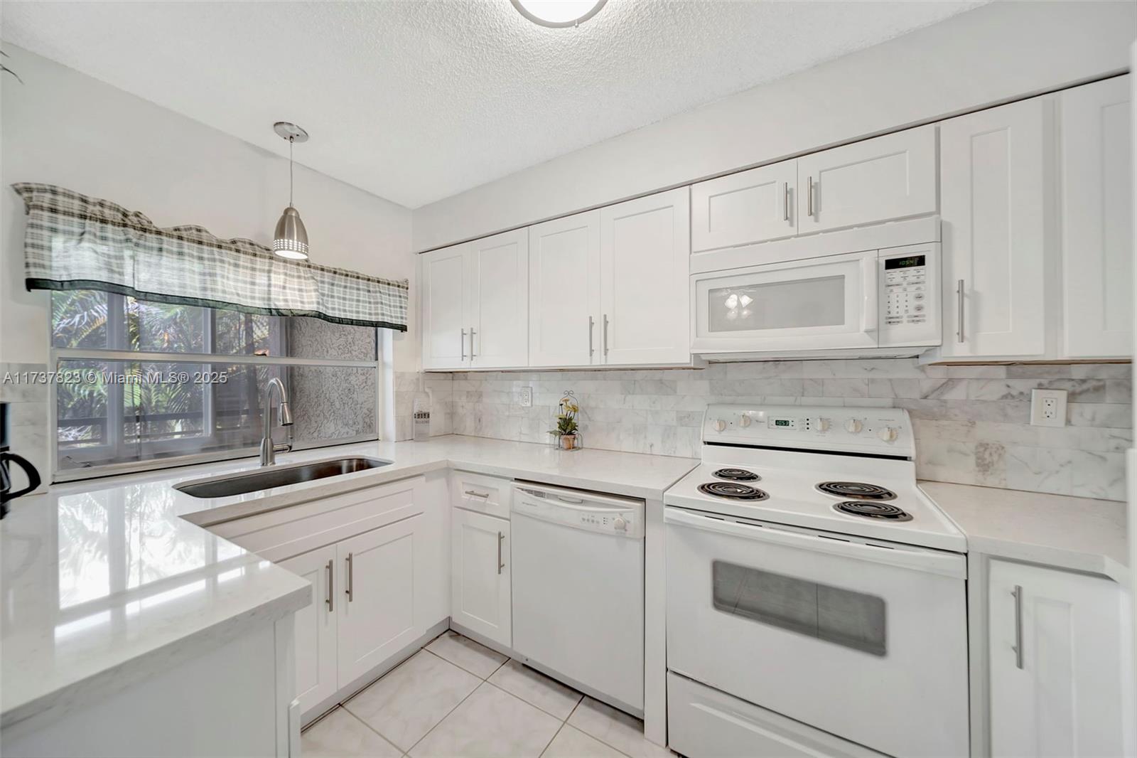 5350 NE 6th Ave D11