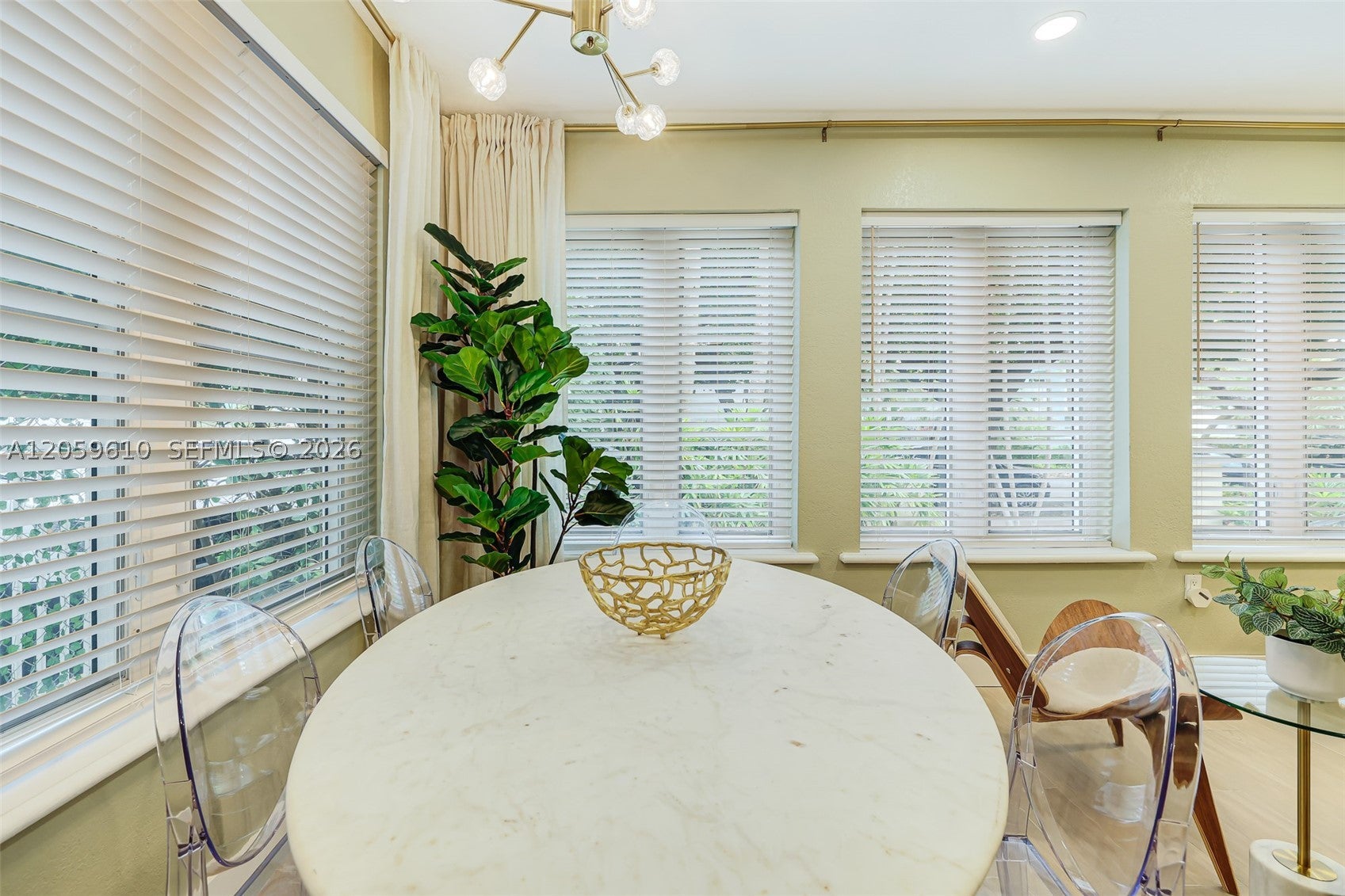 1018 Meridian Ave 2