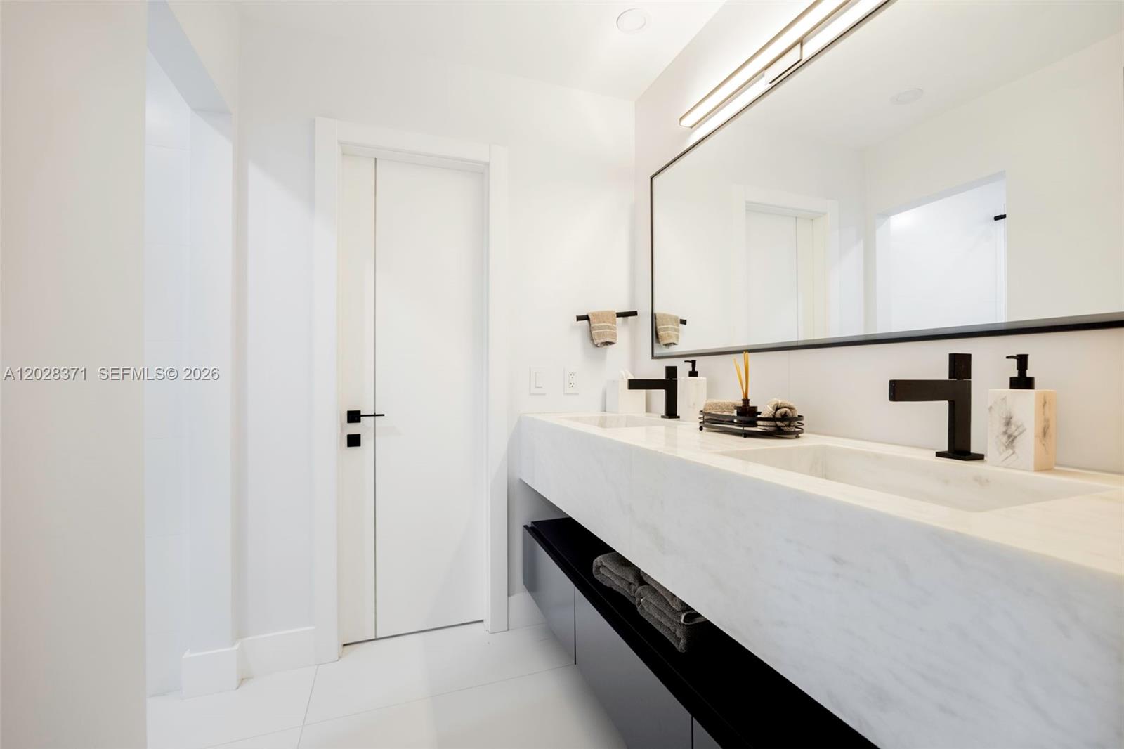 CHARNA ESTATES - Residential