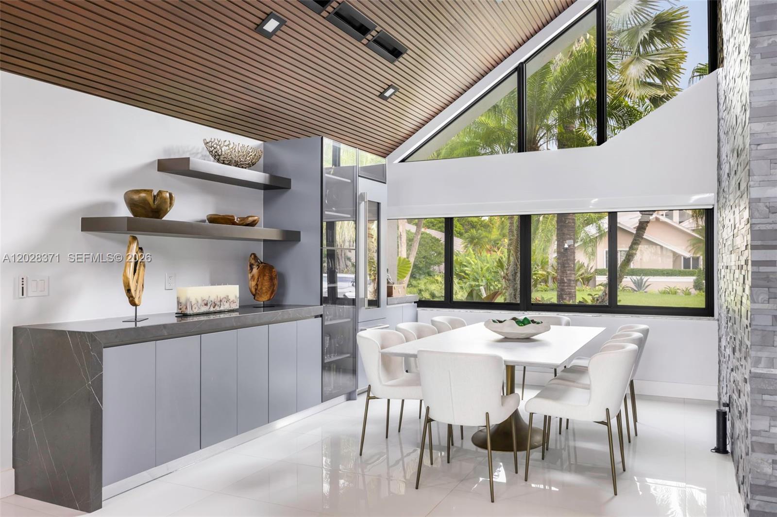 CHARNA ESTATES - Residential
