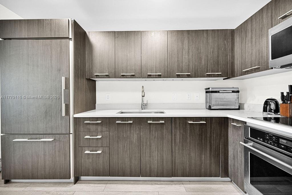 BRICKELL HEIGHTS EAST CON - Residential