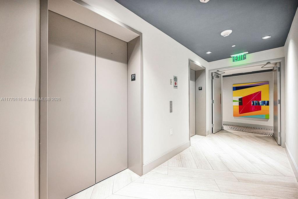 BRICKELL HEIGHTS EAST CON - Residential