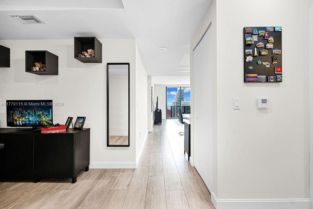 BRICKELL HEIGHTS EAST CON - Residential