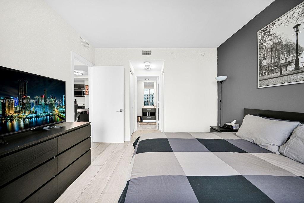 BRICKELL HEIGHTS EAST CON - Residential