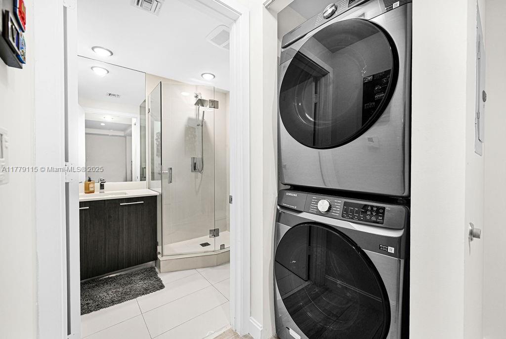 BRICKELL HEIGHTS EAST CON - Residential