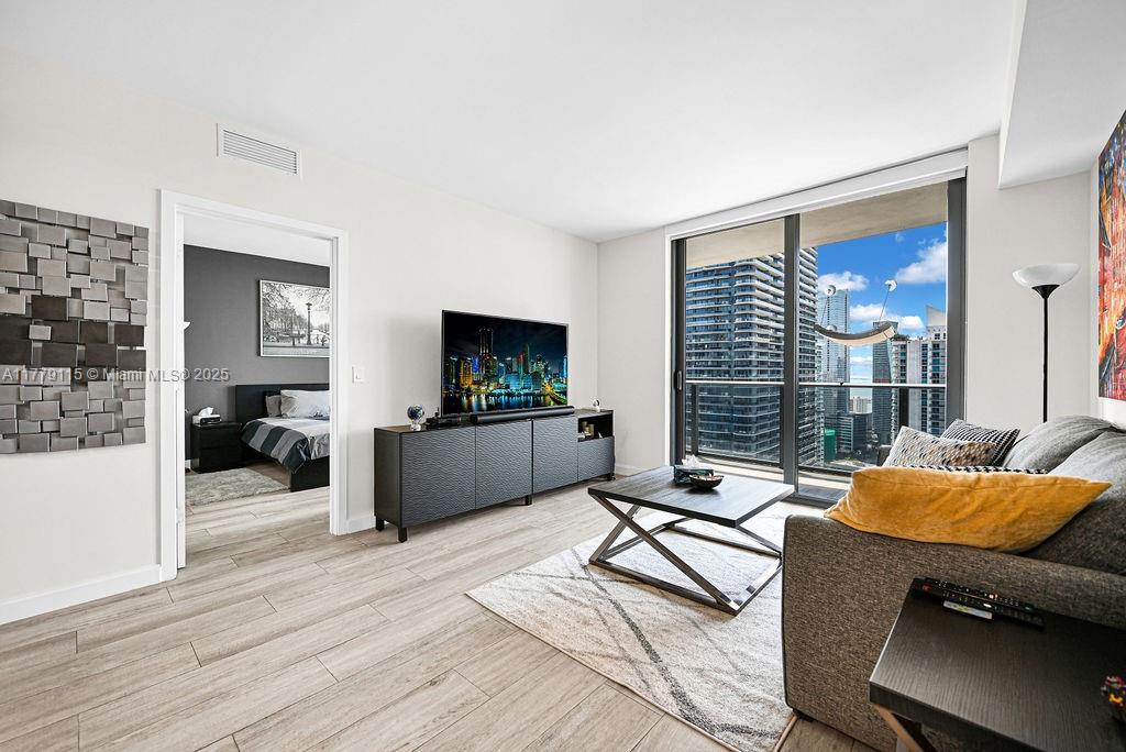 BRICKELL HEIGHTS EAST CON - Residential