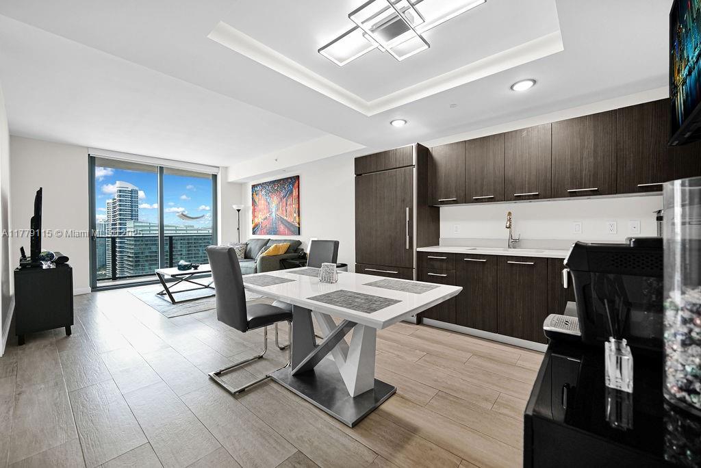 BRICKELL HEIGHTS EAST CON - Residential