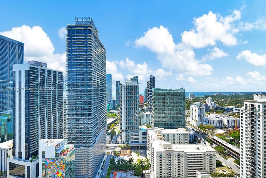 BRICKELL HEIGHTS EAST CON - Residential