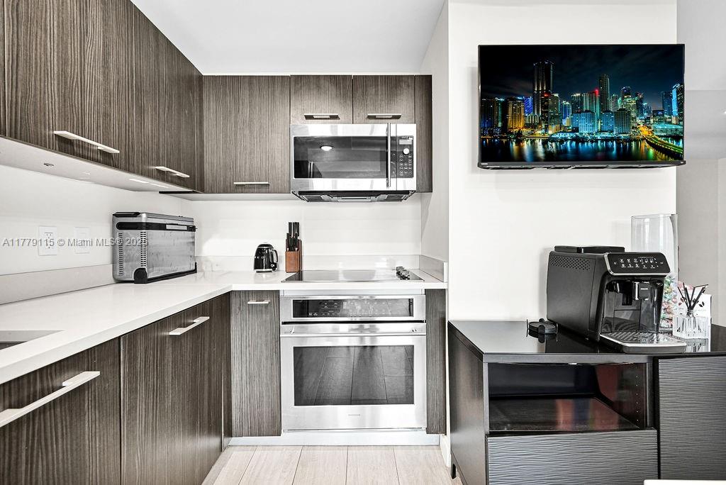 BRICKELL HEIGHTS EAST CON - Residential