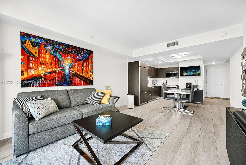 BRICKELL HEIGHTS EAST CON - Residential