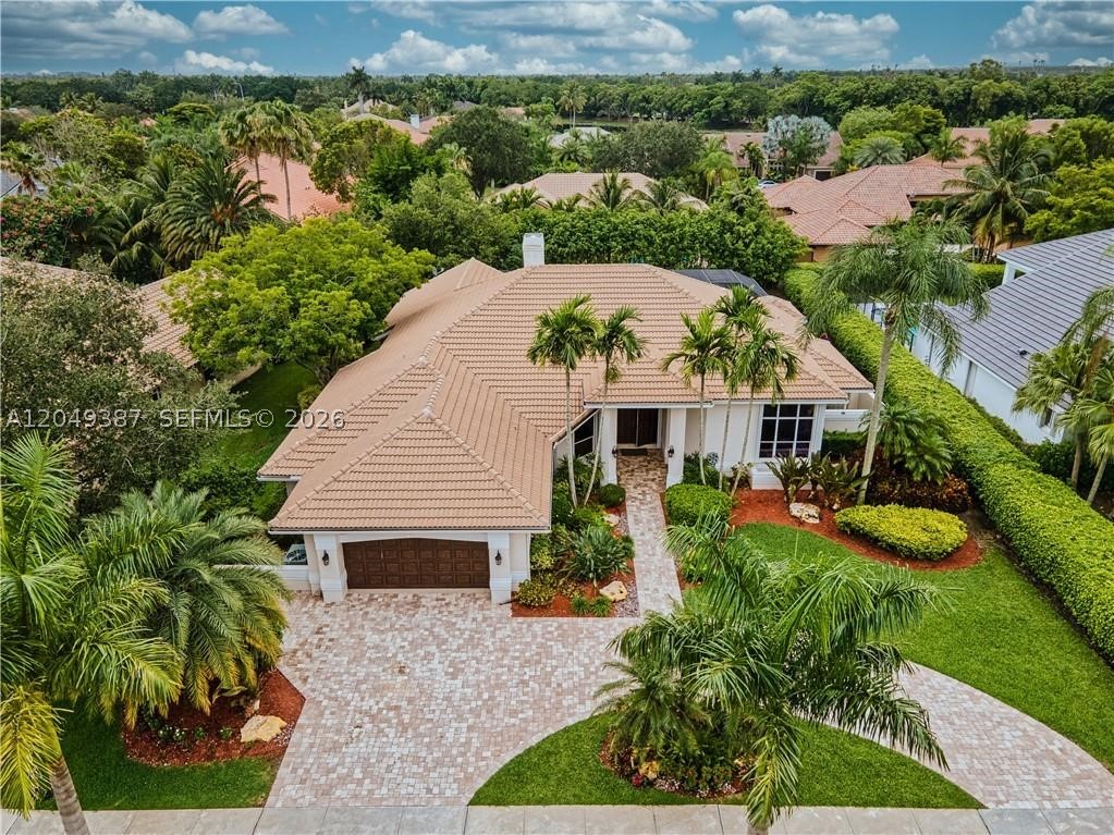 405 Sabal Way