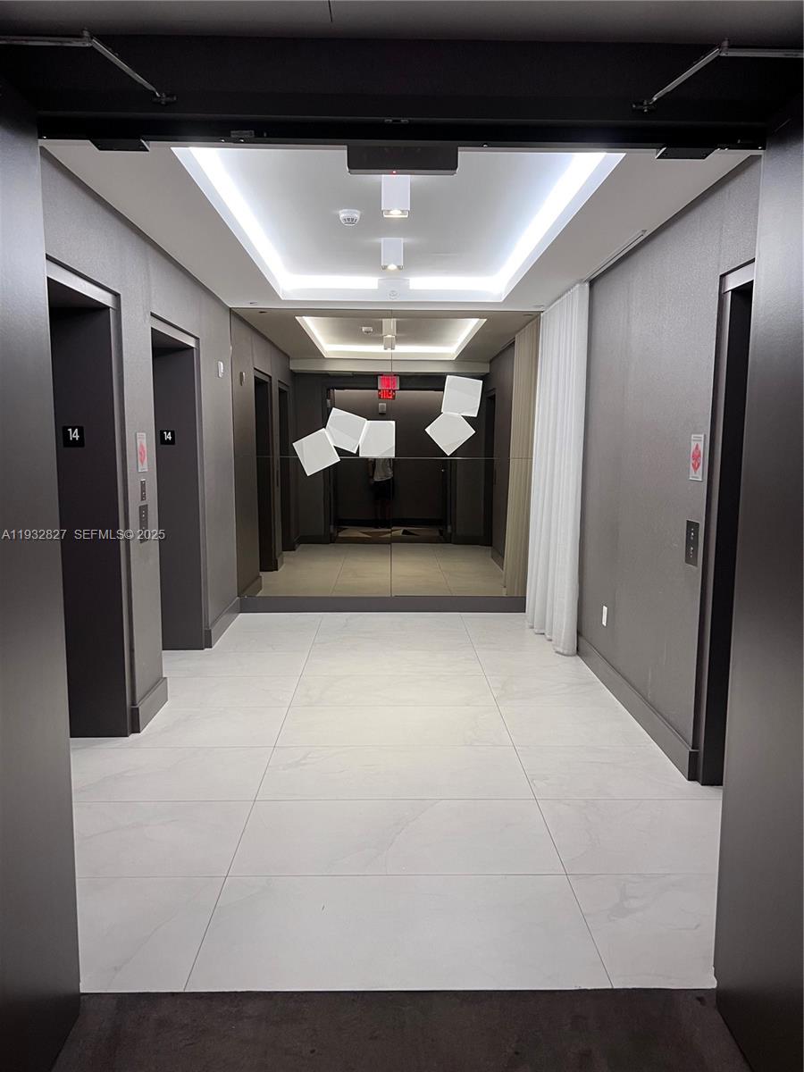 MARINA PALMS RESIDENCES N - Residential