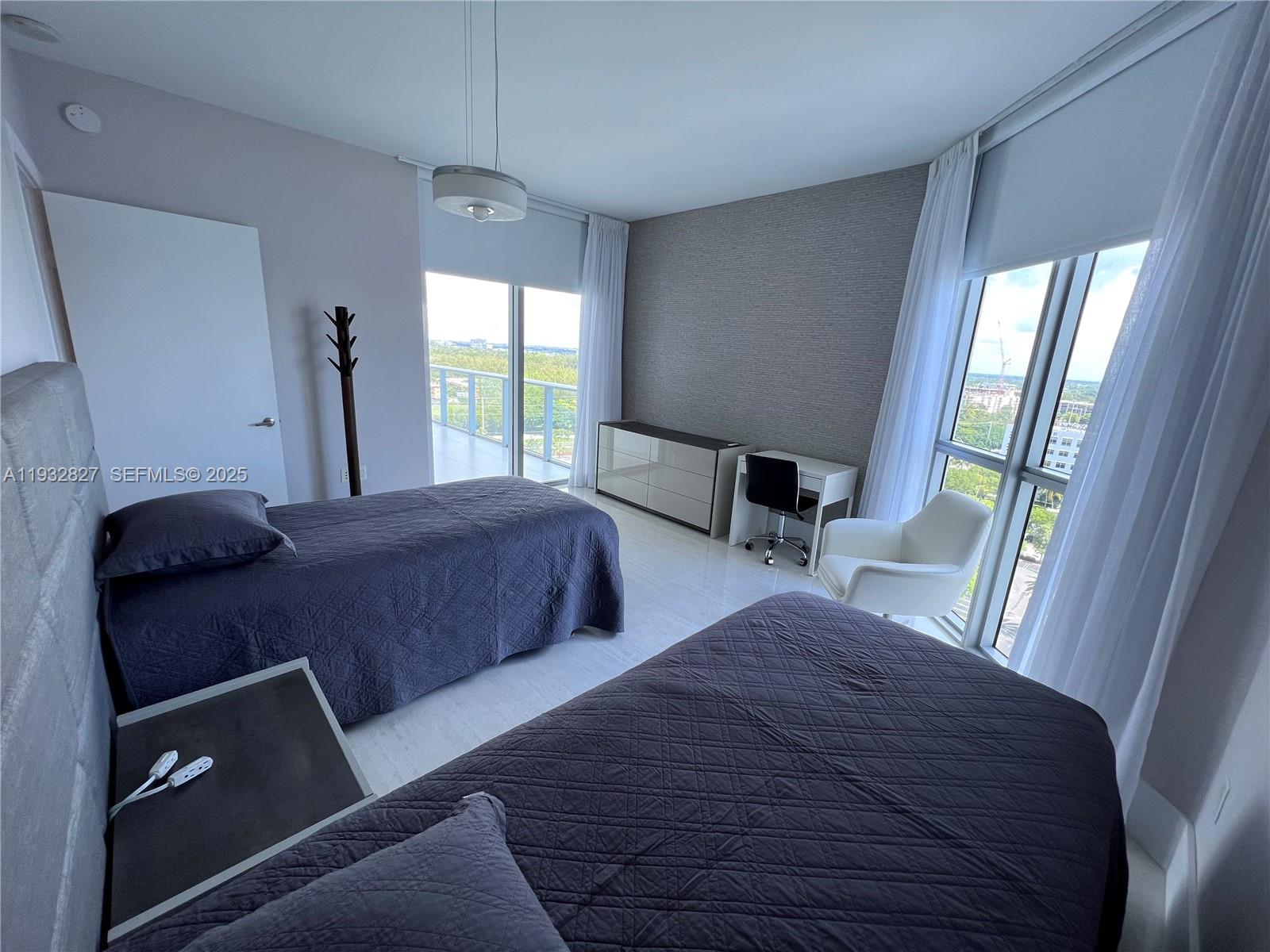 17301 Biscayne Blvd 1402