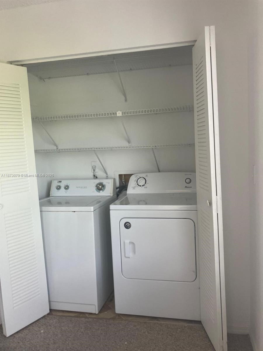 CORAL KEY CONDO - Residential Lease