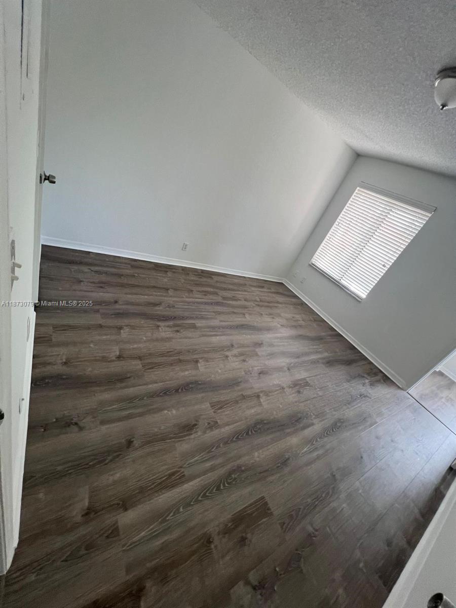 CORAL KEY CONDO - Residential Lease