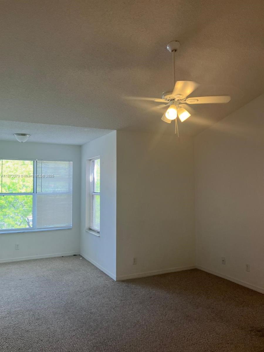 CORAL KEY CONDO - Residential Lease