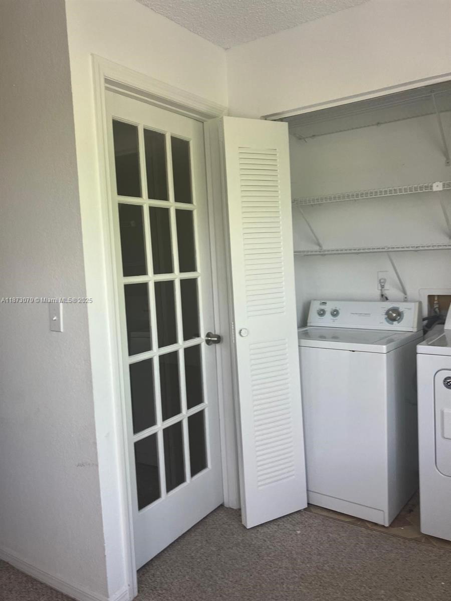 CORAL KEY CONDO - Residential Lease