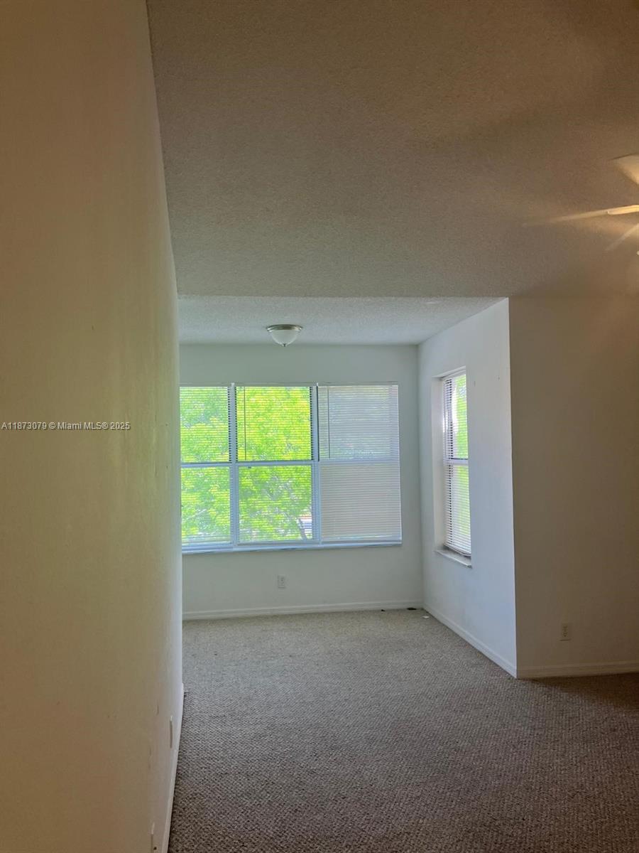 CORAL KEY CONDO - Residential Lease