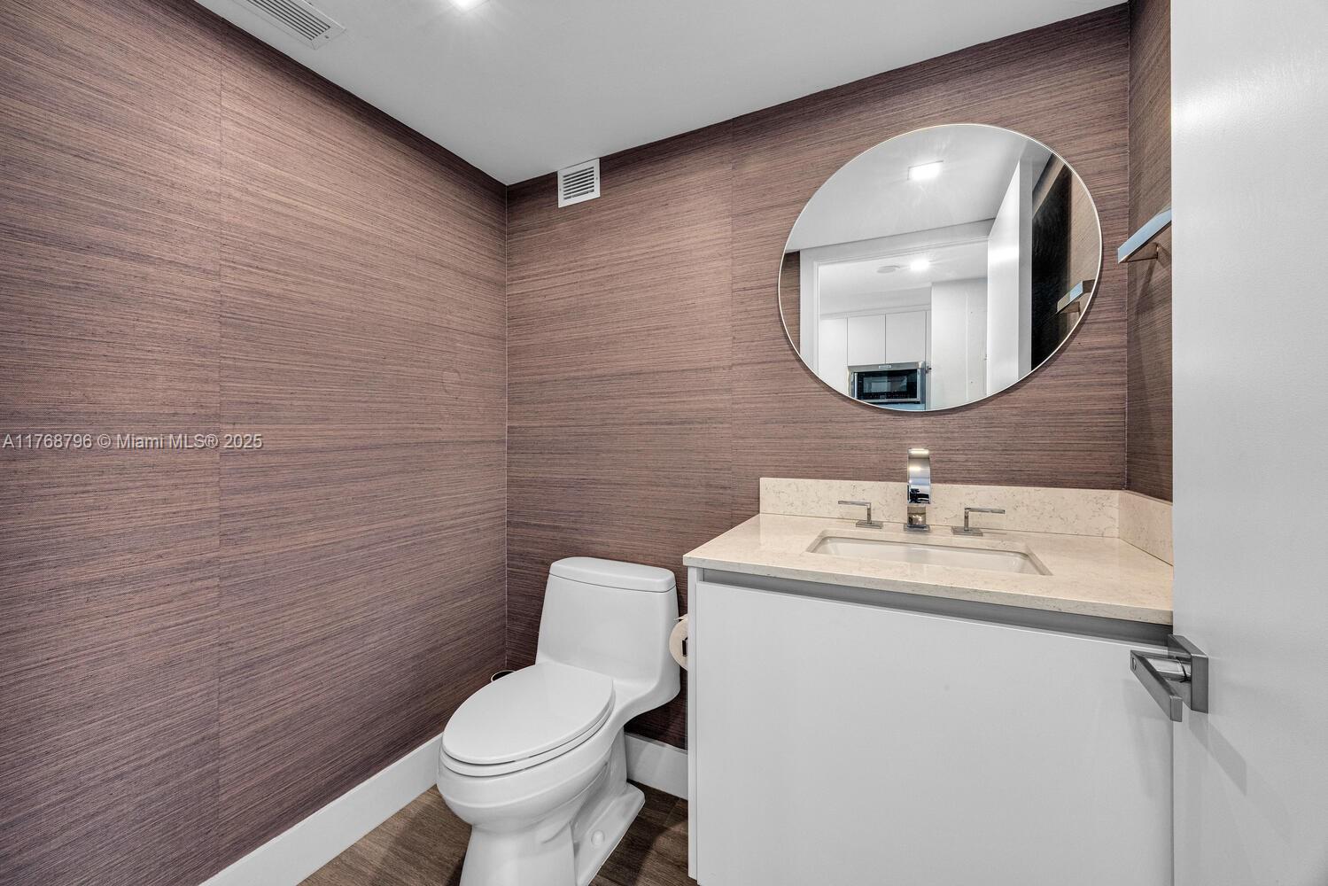 BRICKELL PLACE CONDO - Residential