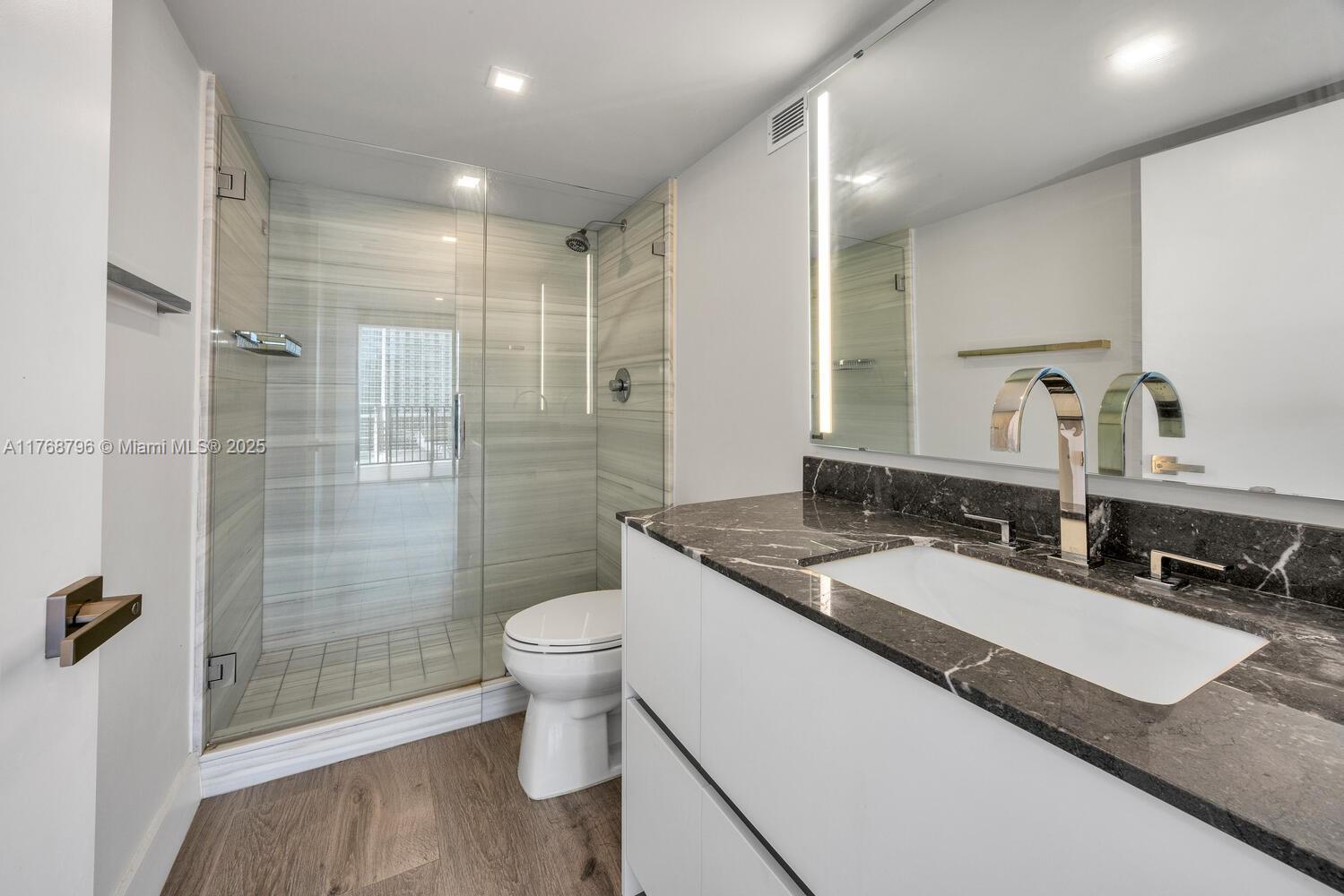 BRICKELL PLACE CONDO - Residential
