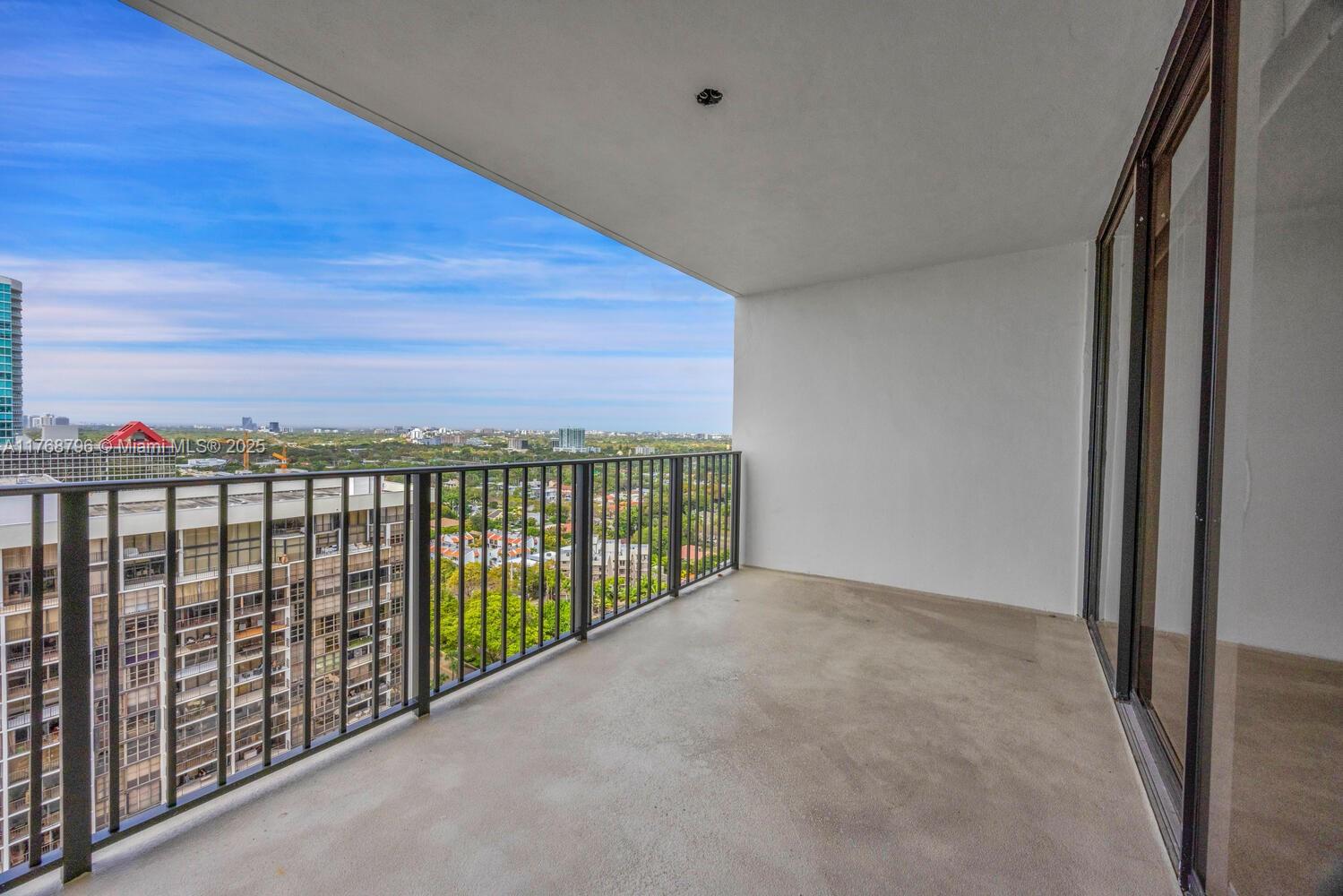 BRICKELL PLACE CONDO - Residential
