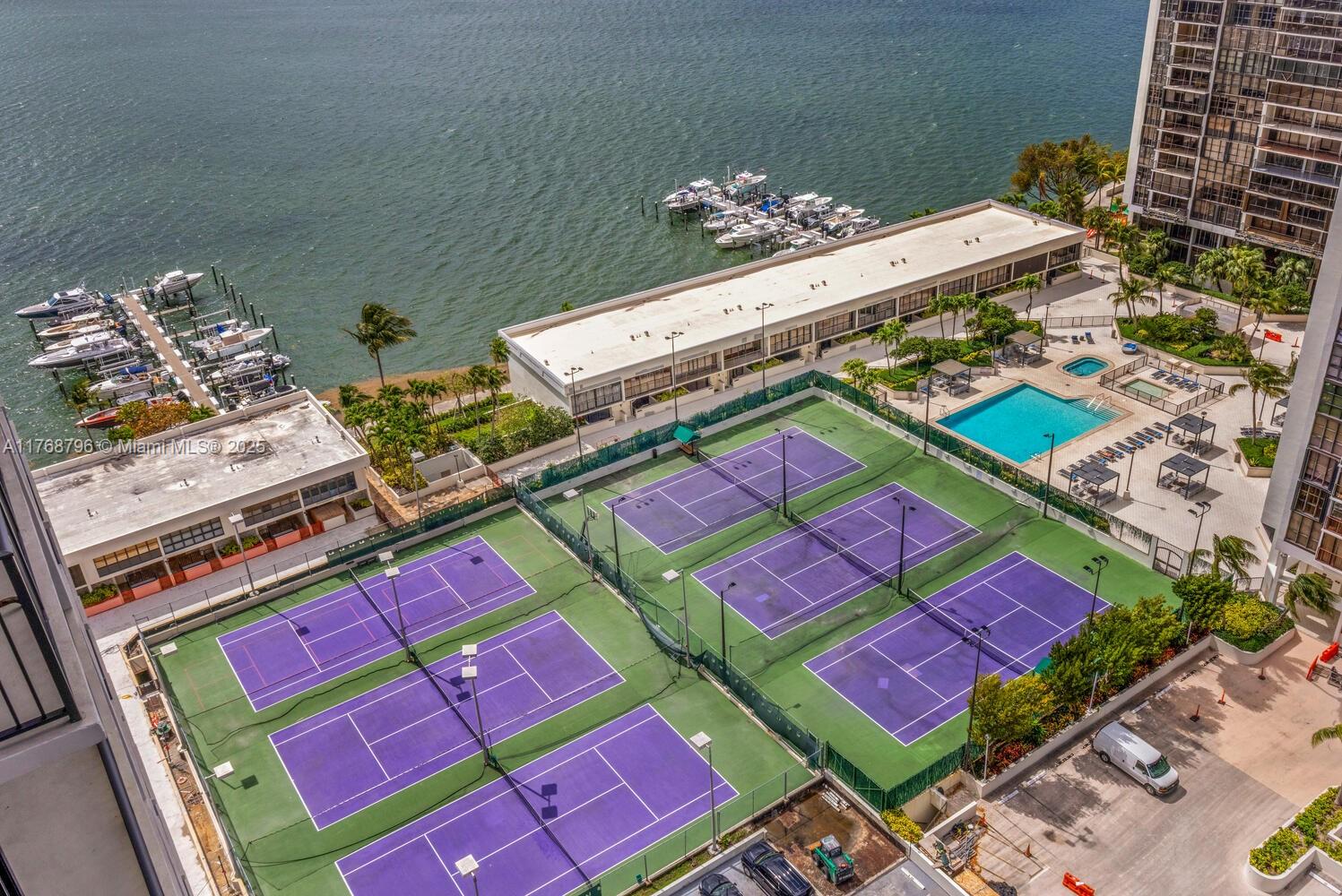 BRICKELL PLACE CONDO - Residential