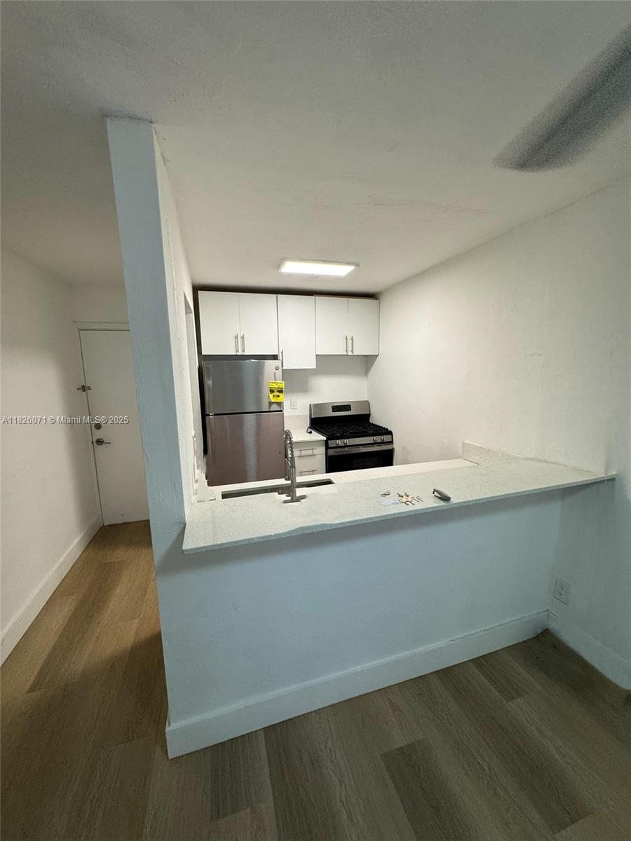 505 NE 30th St 605