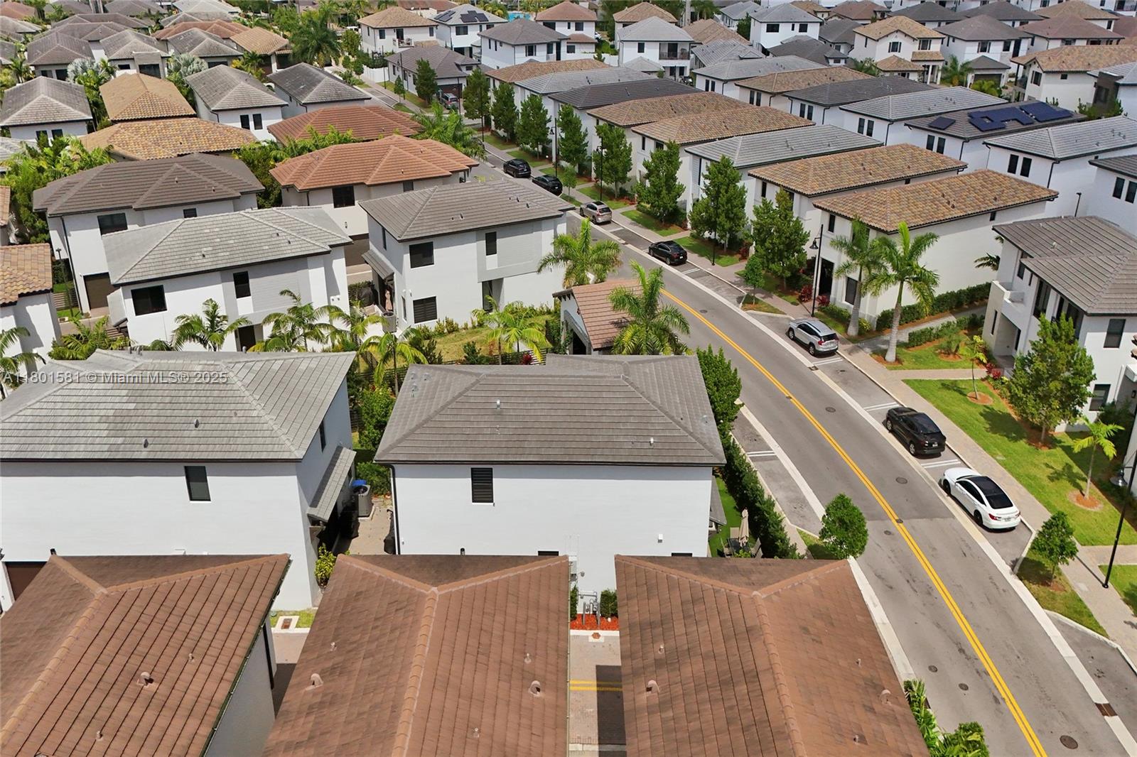 8211 NW 43rd Ter