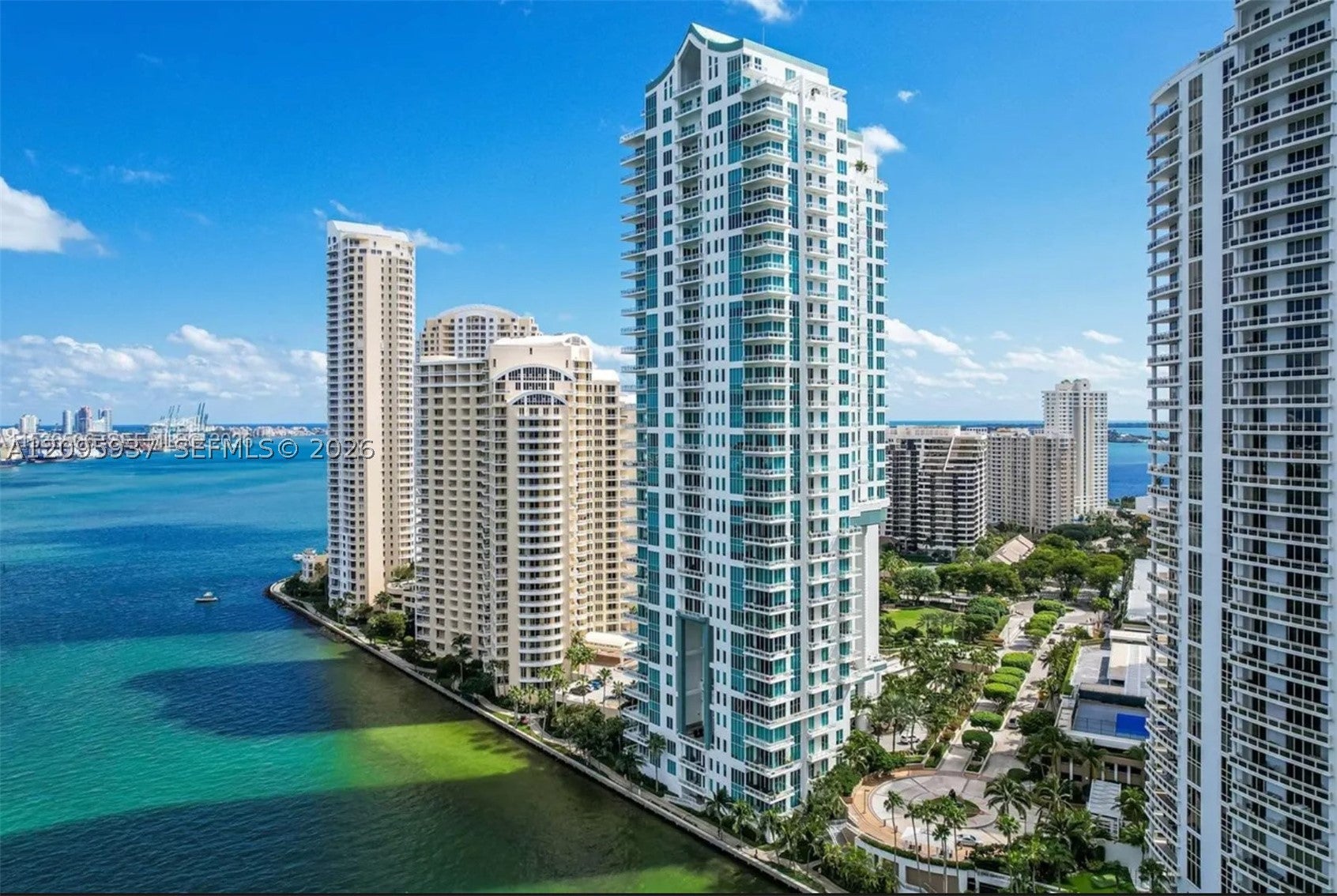 900 Brickell Key Blvd