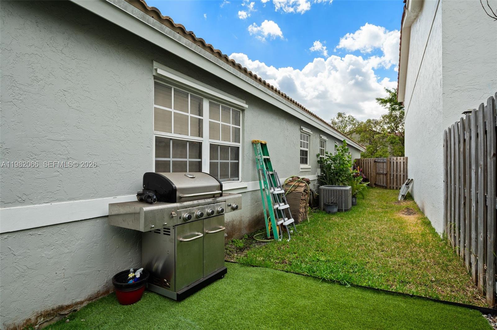 Charlestowne - Residential