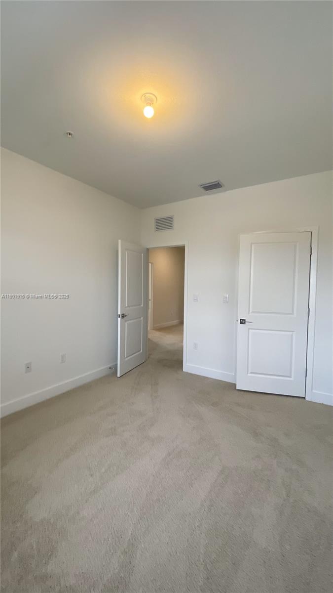 MERRICK SQUARE - Residential Lease