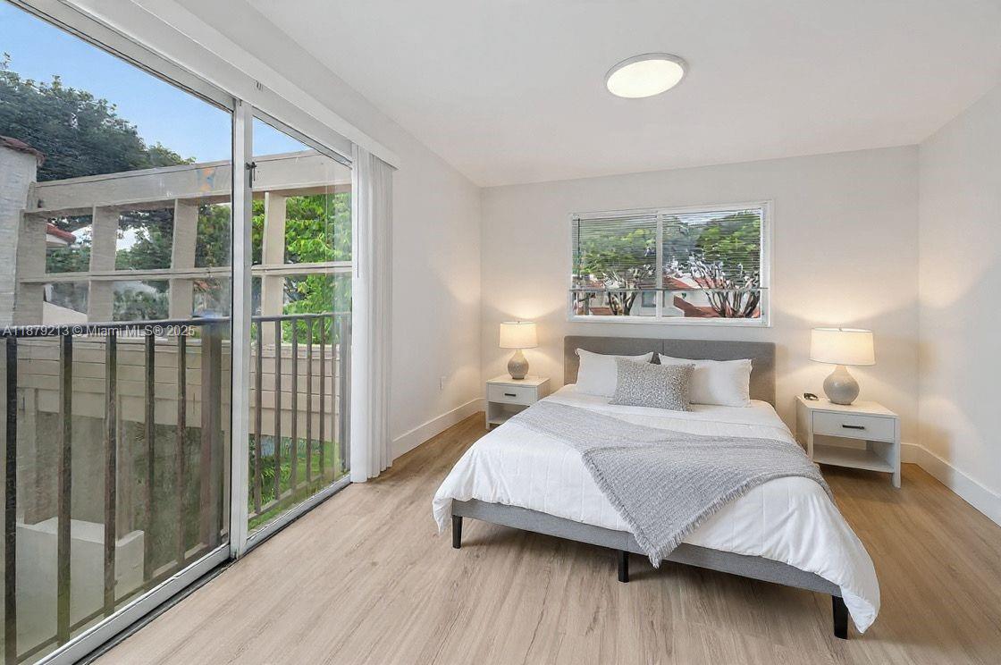 TOWNHOMES OF DORAL PLACE - Residential