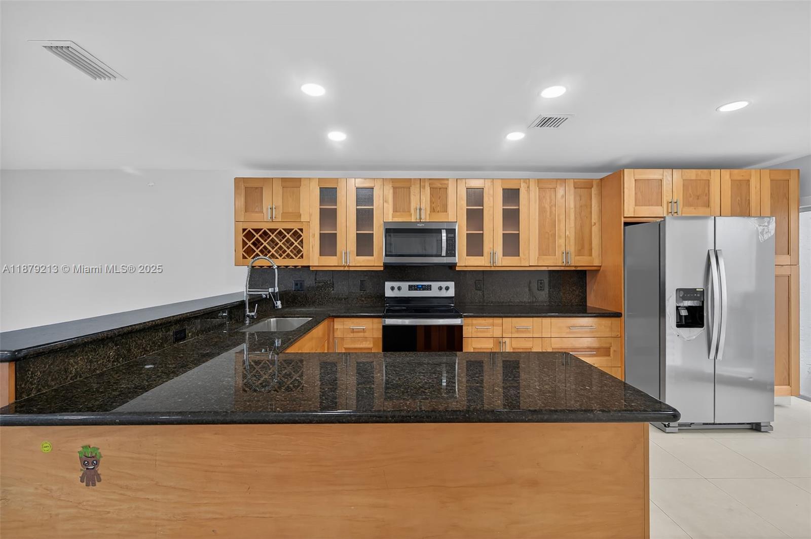 TOWNHOMES OF DORAL PLACE - Residential