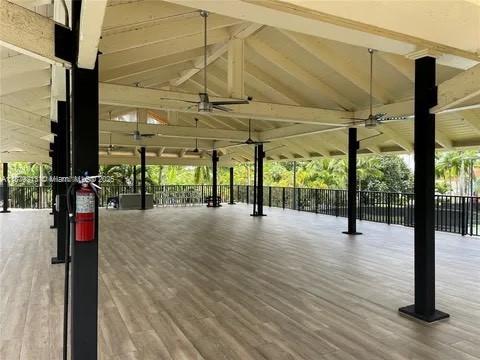 TOWNHOMES OF DORAL PLACE - Residential