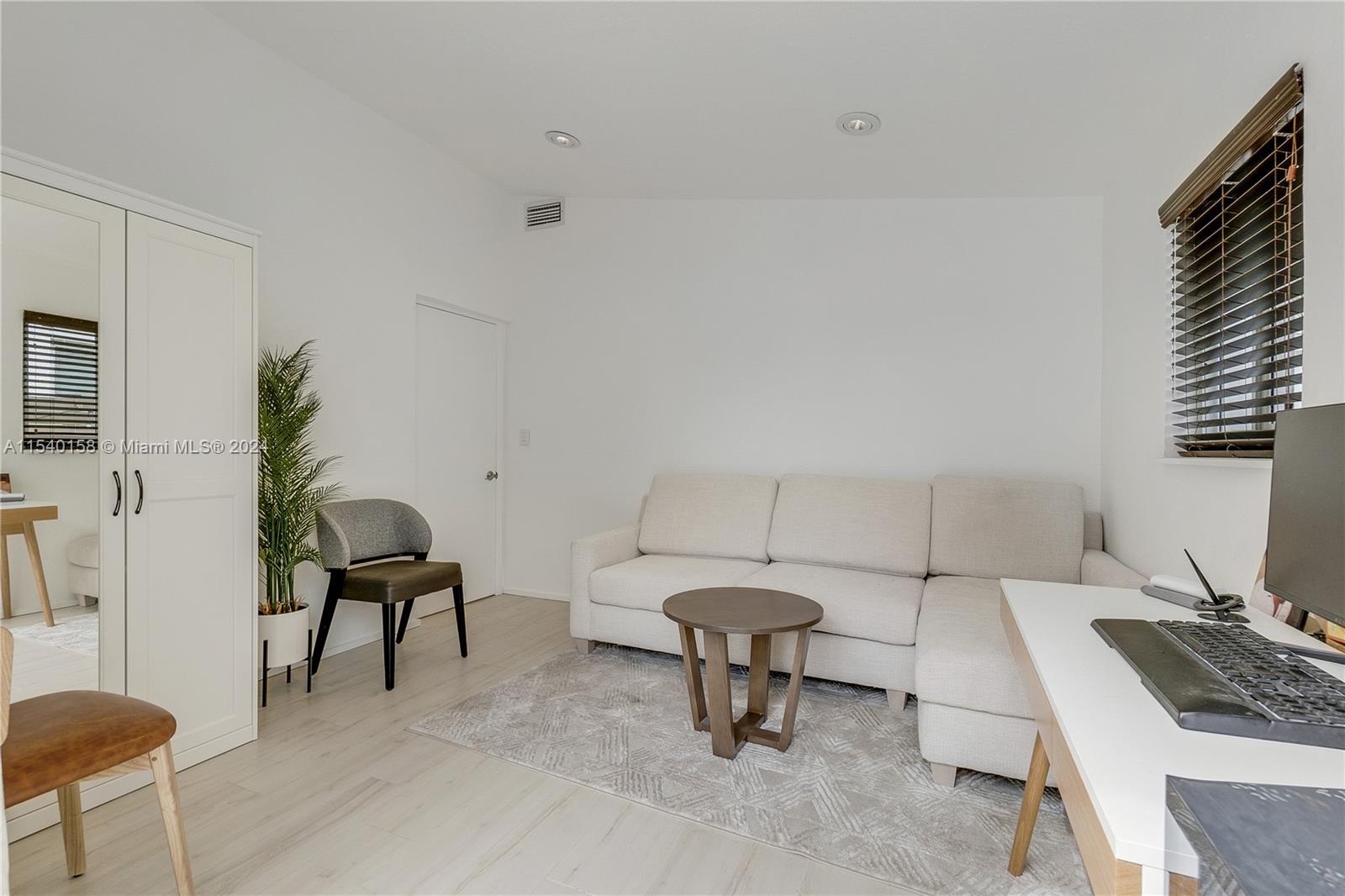 Shady Banks - Residential