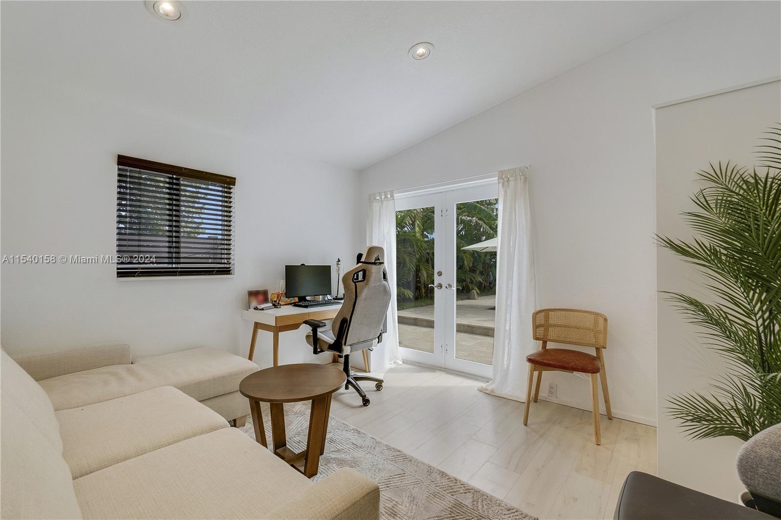 Shady Banks - Residential