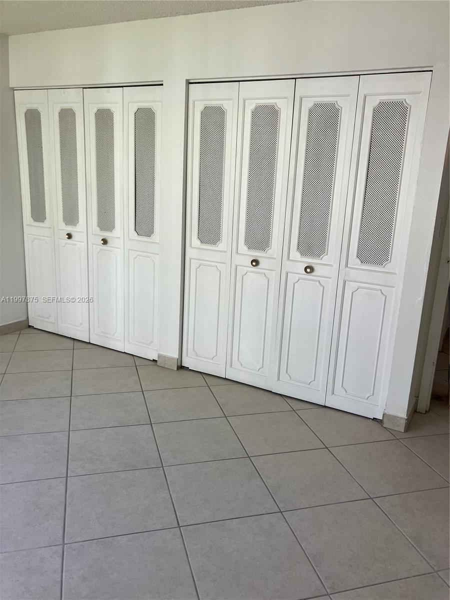 PLAZA OF AMERICAS CONDO P - Residential Lease