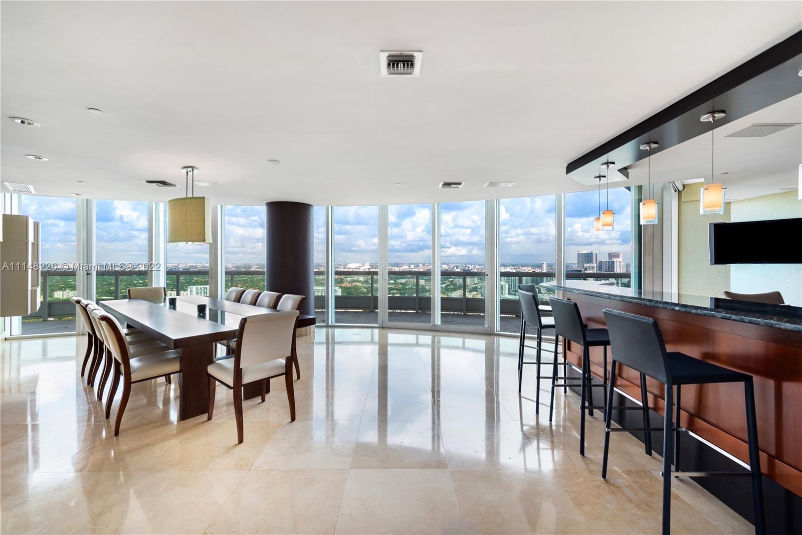 SANTA MARIA CONDO - Residential