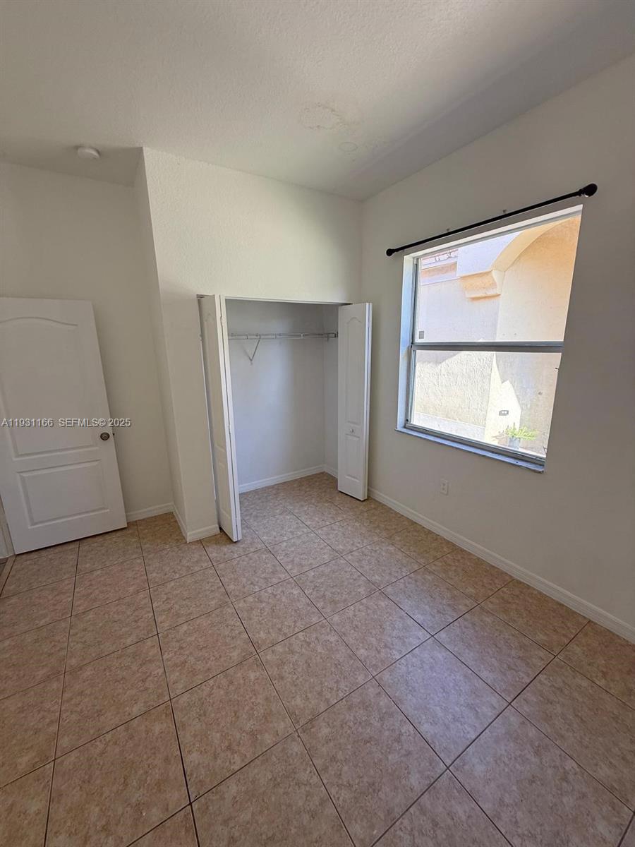 PORTOFINO BAY - Residential Lease