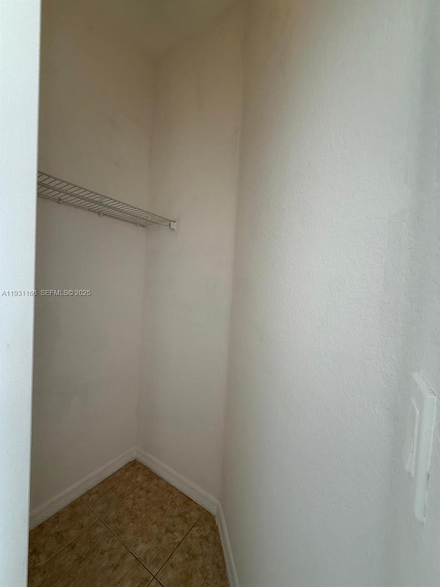 PORTOFINO BAY - Residential Lease