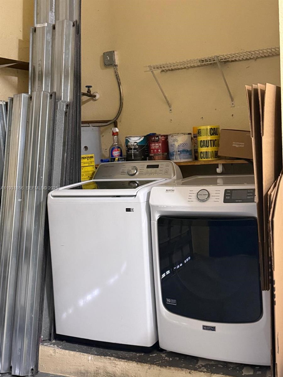 PORTOFINO BAY - Residential Lease