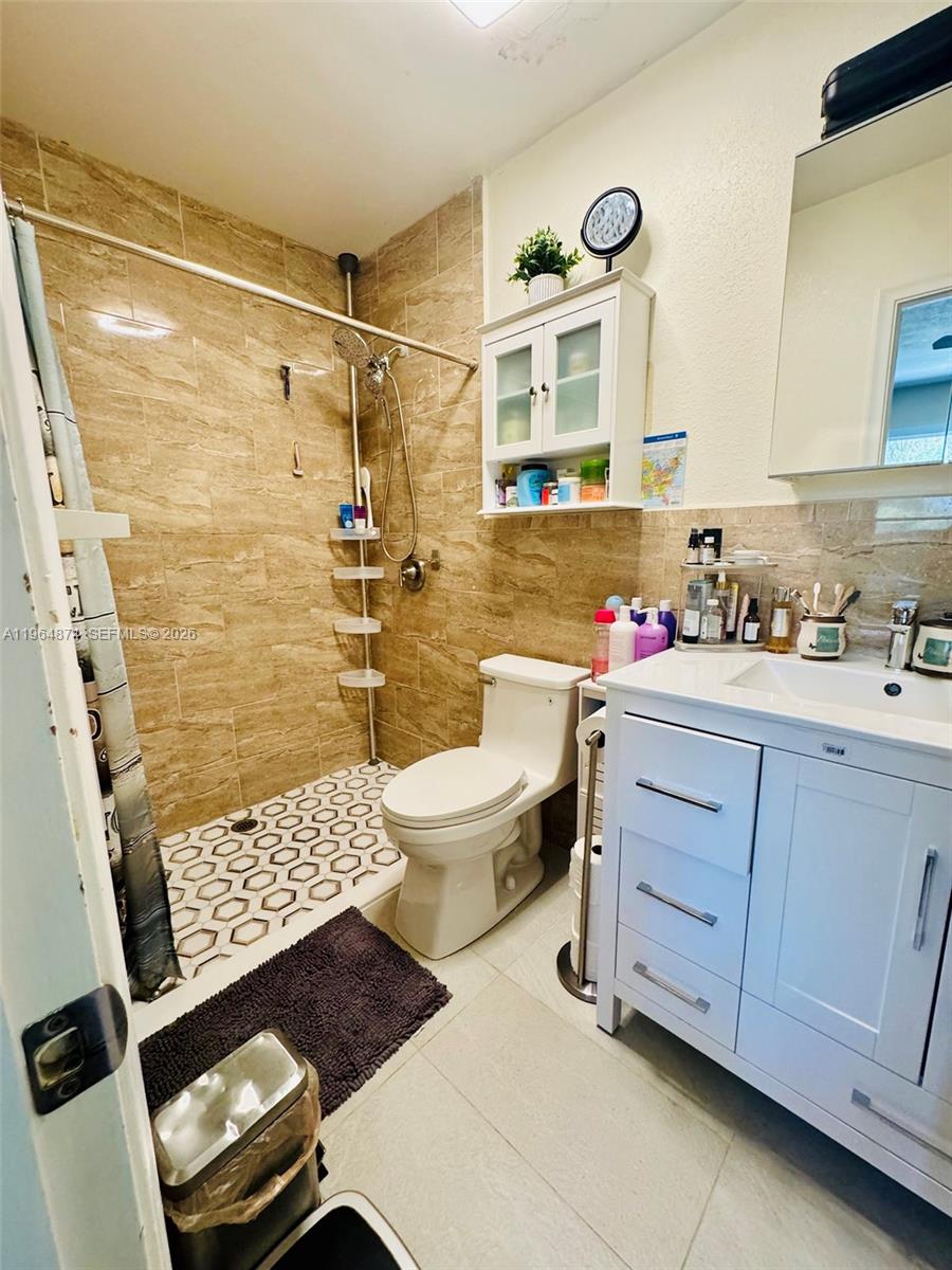 BELLO MONTE ESTATES II - Residential