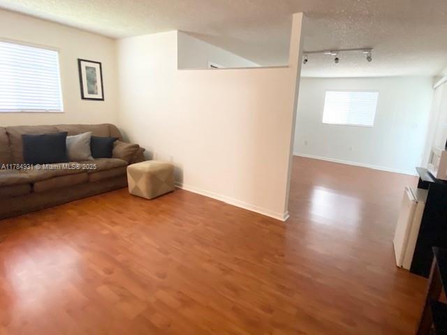 Rental Property at 2901 Sw 117th Ct 1, Miami, Broward County, Florida - Bedrooms: 1 
Bathrooms: 1  - $1,500 MO.