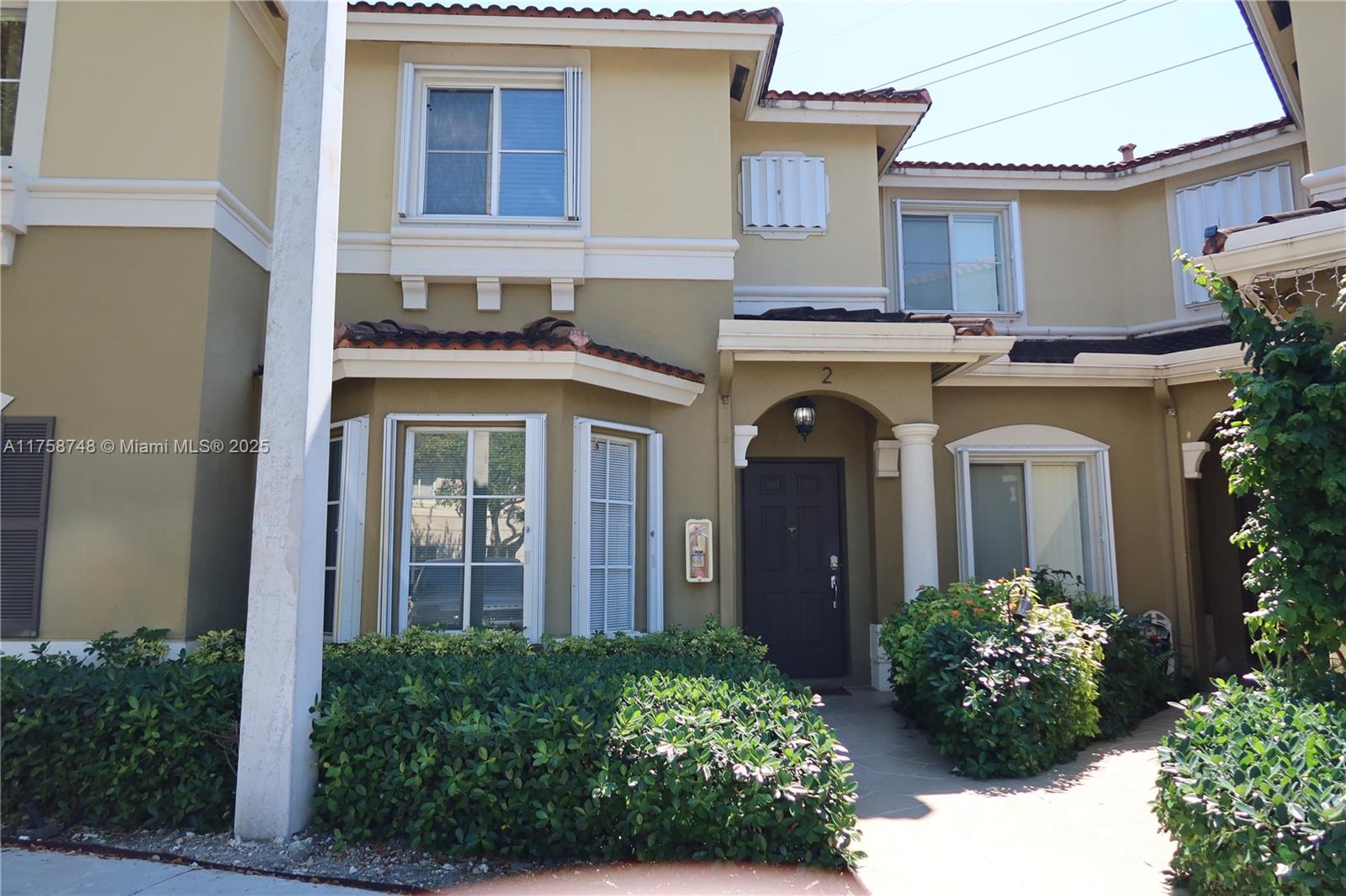 Rental Property at 8918 W Flagler St 2, Miami, Broward County, Florida - Bedrooms: 2 
Bathrooms: 3  - $2,950 MO.