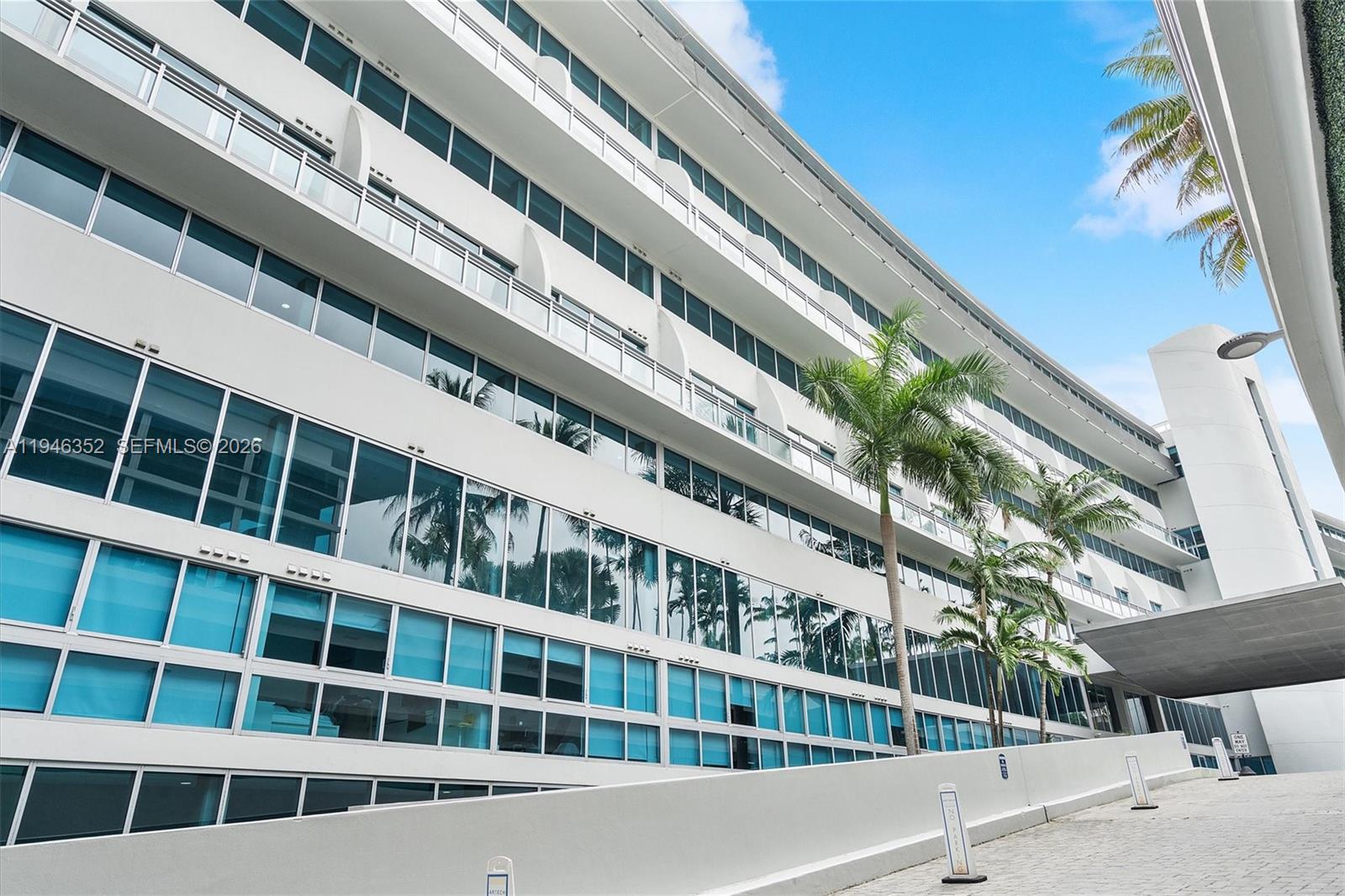 2950 NE 188th St 310