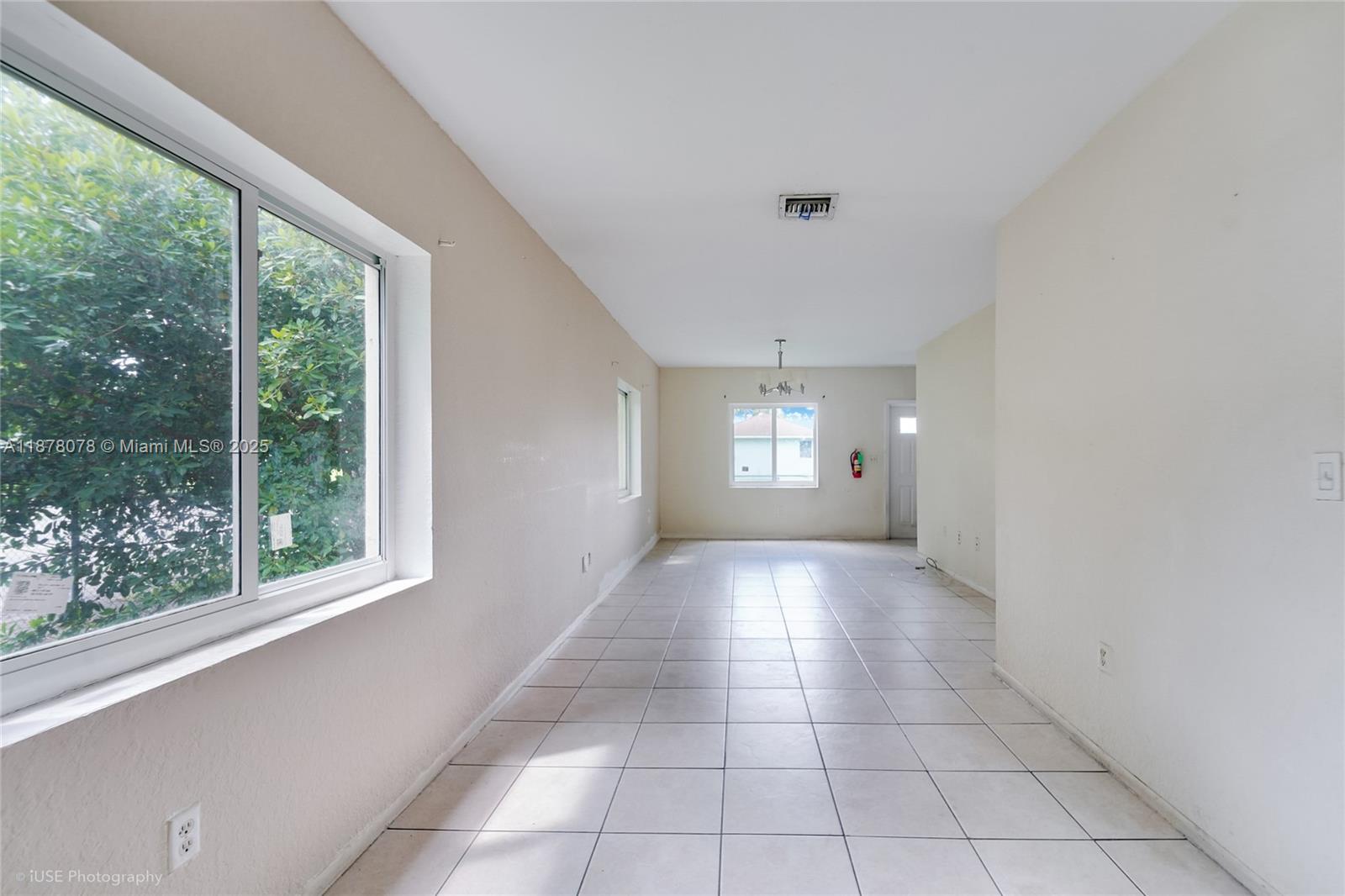 SUNSET PALM VILLAS CONDO - Residential